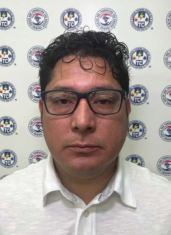 VICTOR  FLORES SIGUENCIA